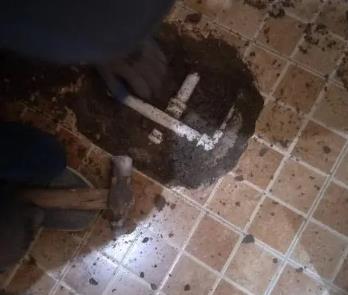 桦川卫生间漏水维修公司为您分享下卫生间渗水如何处理及注意事项
